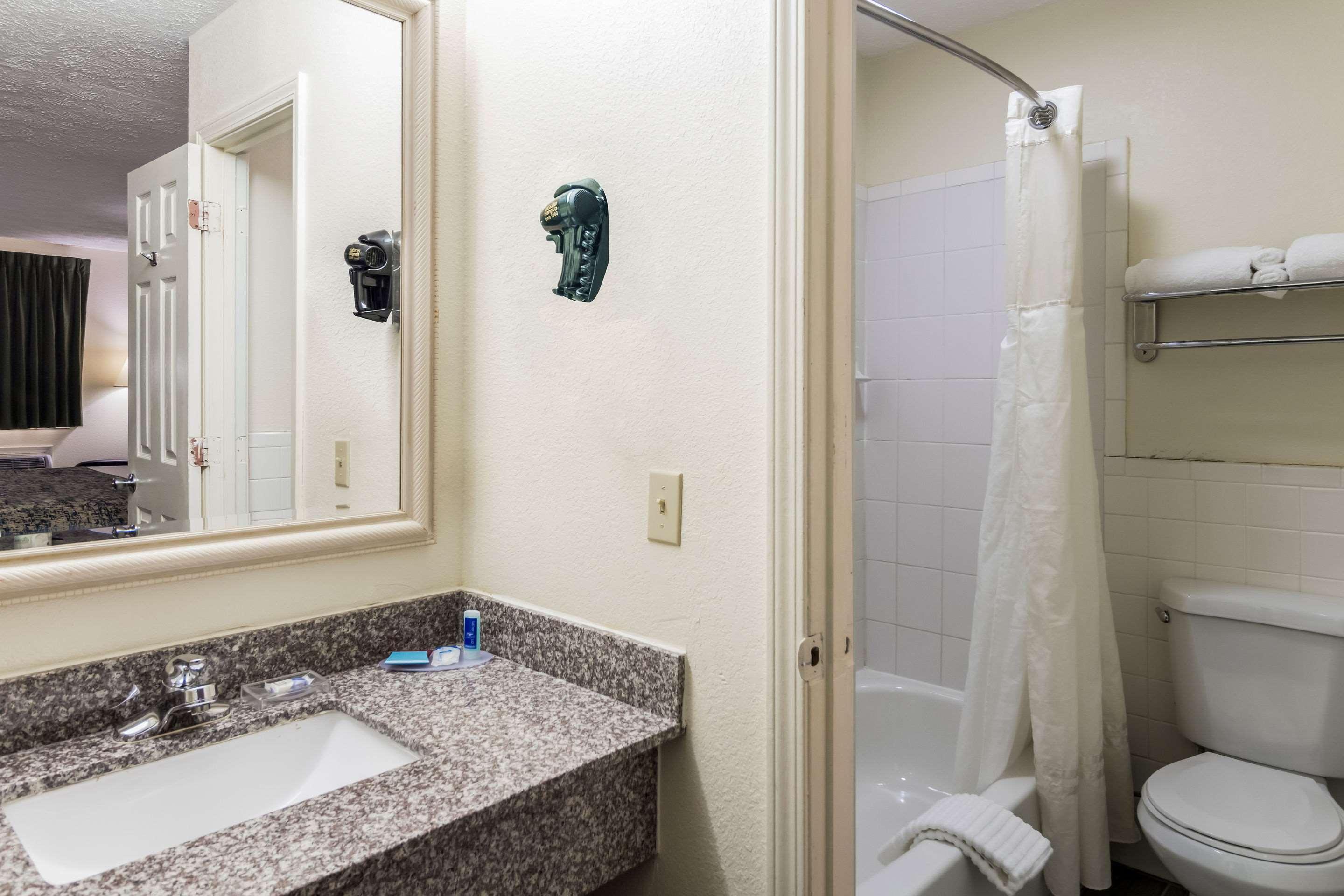 Rodeway Inn CadizCadiz  Kültér fotó